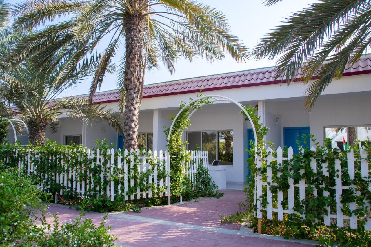 Fujairah Hotel & Resort Екстер'єр фото