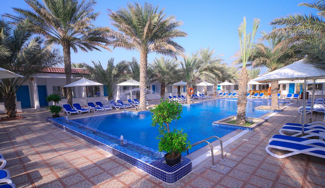 Fujairah Hotel & Resort Екстер'єр фото
