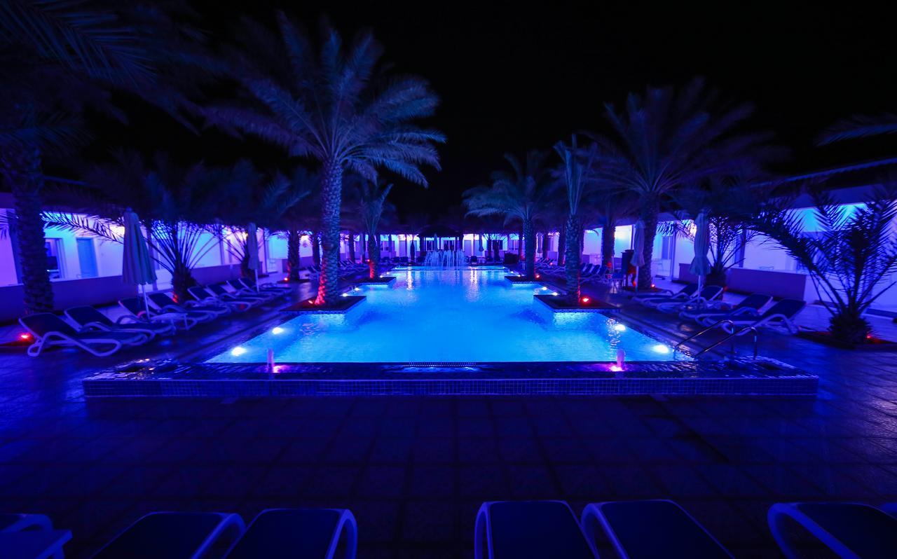 Fujairah Hotel & Resort Екстер'єр фото